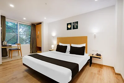 Premium-Aufenthalte im Oak Indranagar