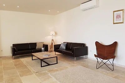 Hübsche Wohnung mit Terrasse