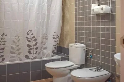 Appartamento a Peñaflor con patio incantevole