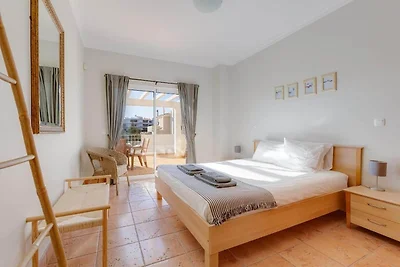 Haus mit Garten und privatem Pool