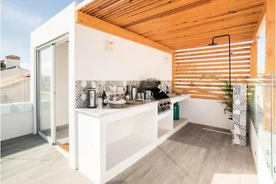 Haus in Lagos mit Dachterrassenblick