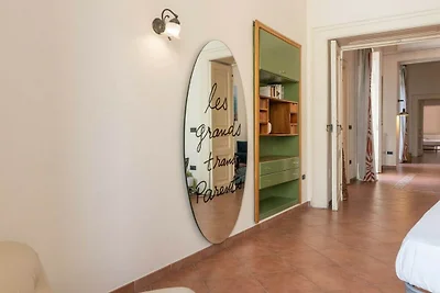 Apartamento en Nápoles con parking