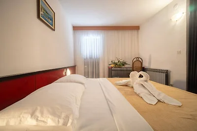 Hotel Issa - Twin Room Sea View