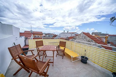 Wohnung in Vodice nahe Male Vrulje Strand