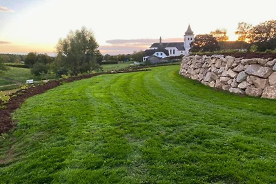 Eifel-Finca mit Whirlpool und Gartenlounge