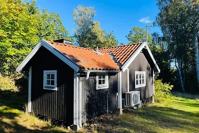4 Personen Ferienhaus in HALLABRO-By Traum
