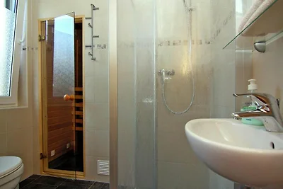 Doppelhaushälften am Hafen von Neuendorf