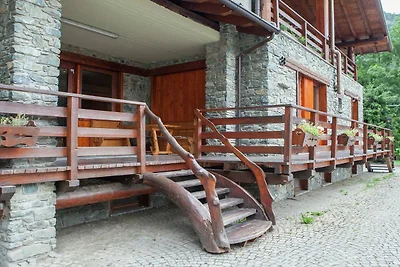 Chalet in der ruhigen Gegend von Antey Saint...