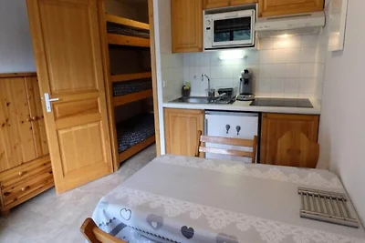 Apartment in Le Chinaillon mit direktem Zugan...