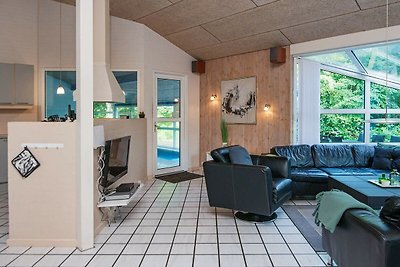 Prachtvolles Ferienhaus in Glesborg mit Sauna