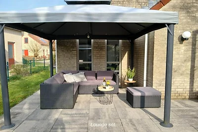 Villa für 6 Personen mit umzäuntem Garten