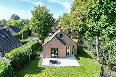 Waldbungalow-Ferienhaus für 4 Personen