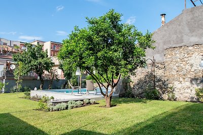 Luxuriöses Apartment mit Pool in Giarre