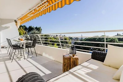 Appartement in Cannes met uitzicht op het zwe...