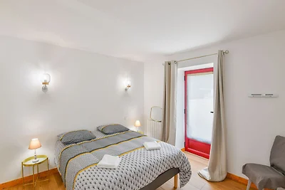 Maestosa casa vacanze con piscina