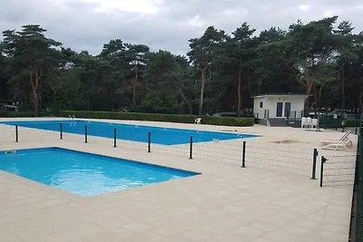Mobilheim mit Gemeinschaftspool (6 Personen)