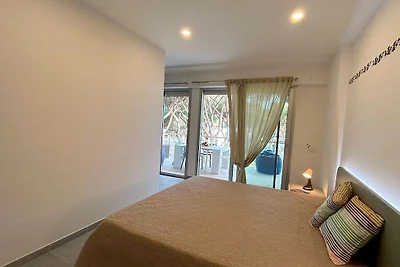 Di Betta South Sea Apartment
