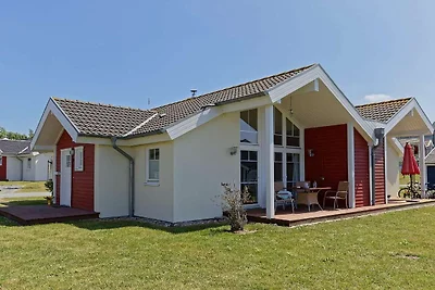 Bungalow moderno con stufa a legna e vista...