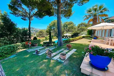 Villa in Begur mit Schwimmbecken
