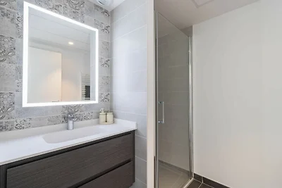 Küstenkomfort in Valras mit Parkplatz