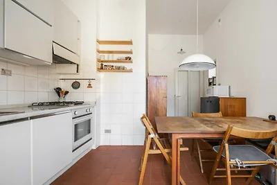 Apartment in Bologna with Balcony