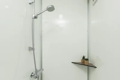 Zuna Bell Zelt in der Nähe des Flusses Regge