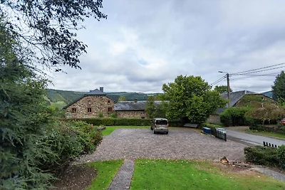 Charmantes Cottage in Stoumont mit farbenfroh...