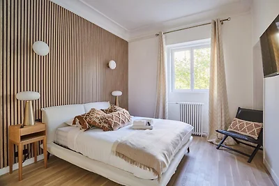 Neue und außergewöhnliche Wohnung...