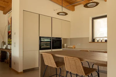 Vakantiehuis in Colico met zwembad