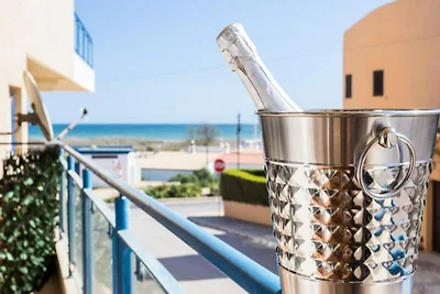 Wohnung bei Meia Praia mit Meerblick