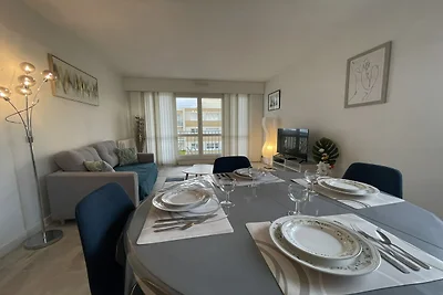 Stilvolles 2-Zimmer-Apartment mit Balkon