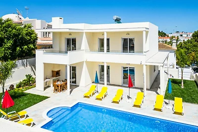 Villa in Albufeira mit privatem Pool und...
