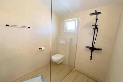 One bedroom apartment with sea view (3)
