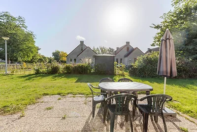 Ewijk See-Bungalow mit Garten