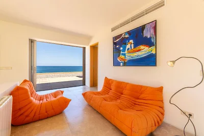 Moderna casa vacanze con piscina