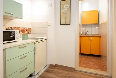 Villa Goldfield - Studio Apartment with Sea V...