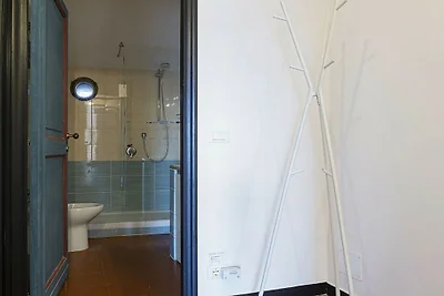Wohnung in Genova mit Balkon und Parken