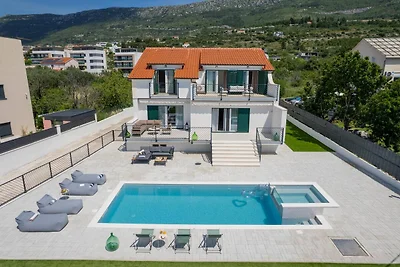 Küstenvilla beheiztem Pool in der Nähe von...
