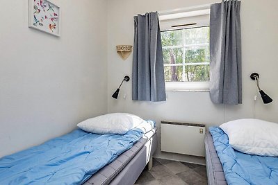 12 Personen Ferienhaus in Væggerløse-By Traum