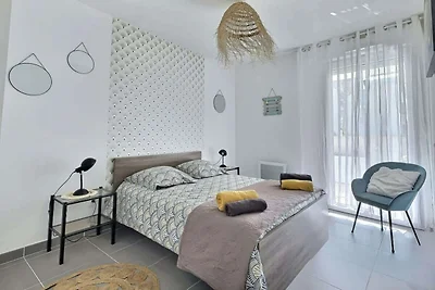 Apartment mit Terrasse und Parkplatz