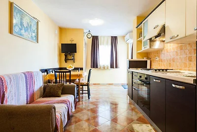 Cozy Apartments in Zadar with Sea and Mountai...