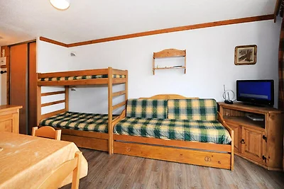 Monolocale luminoso · Accesso diretto alle pi...