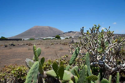 Geräumige Villa in San Bartolomé mit...