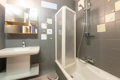 Appartamento al 9° piano con vista mare