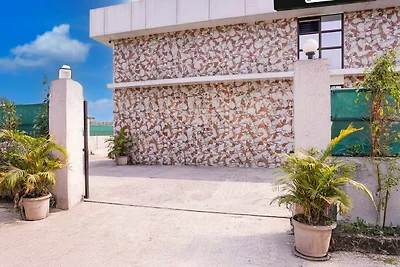Super Hotel O Palava Dombivali