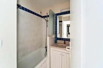 Marineblaue Residenz mit zwei Zimmern