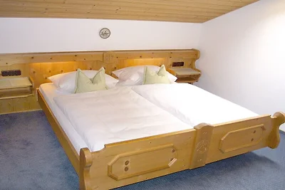 Ferienwohnung in Krün mit Schwimmbecken