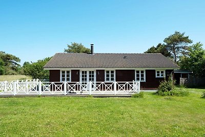 Geräumiges Ferienhaus in Rødby für 6...