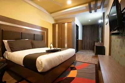 Hotel O Kargil-complex