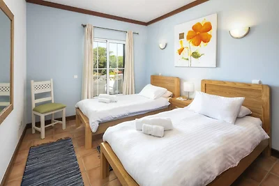 Charmante Wohnung in Benagil mit Pool